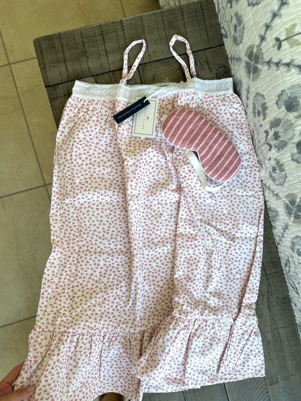 Petite Plume Girls’ Heart Print Nightgown Size 8 NWT with Matching Eye Mask pink